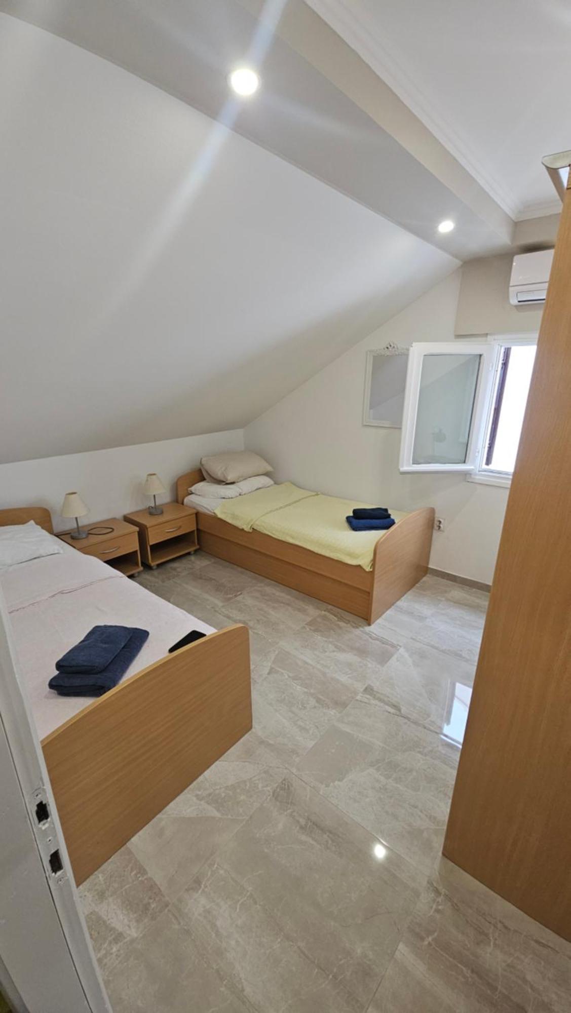 Posejdon Apartments Korčula Екстериор снимка